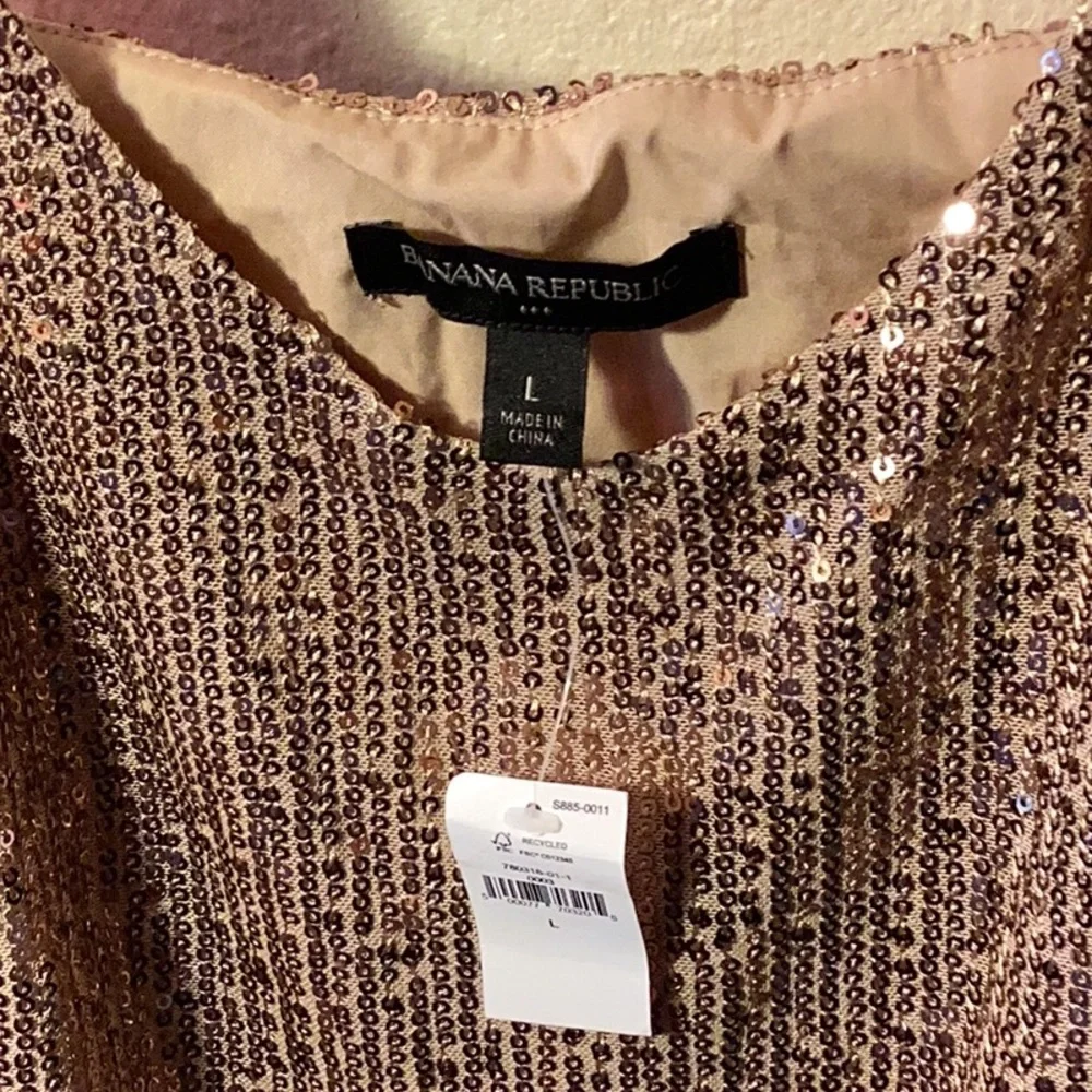 Banana Republic Gold Sequin Tank Top - Picture 3 of 5